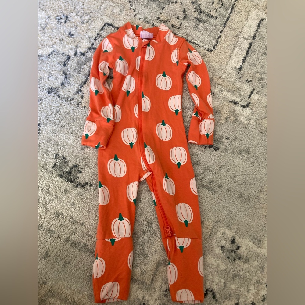 Hanna Andersson Orange Pumpkin Print Kids Footie